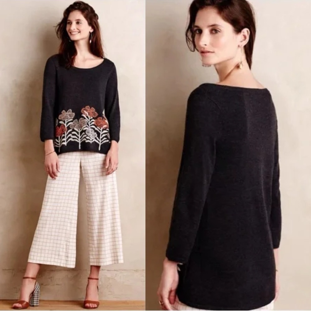 Knitted & Knotted • Anthro Kilda Sweater grey orange floral embroidered pullover